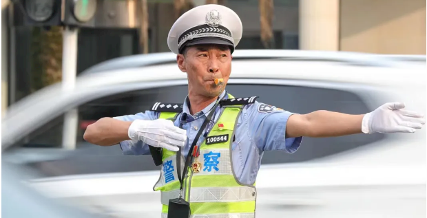 喜讯！“口哨哥”曾祥富荣登“中国好人榜” 